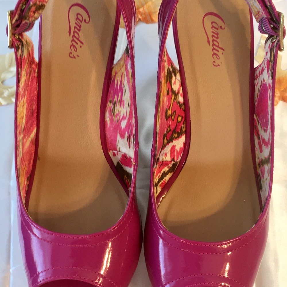 Candie's Fuschia Patent Wedge S 8.5 - Picture 2 of 11